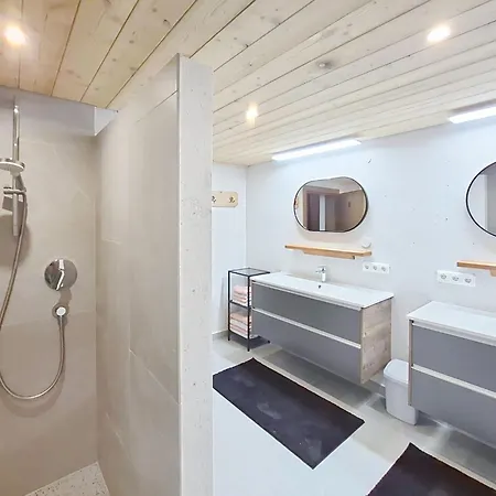 Dinkl By Interhome