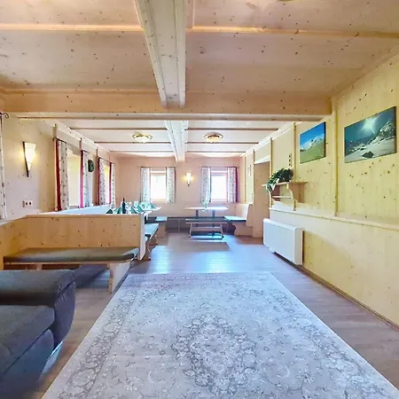 Casa de Férias Dinkl By Interhome