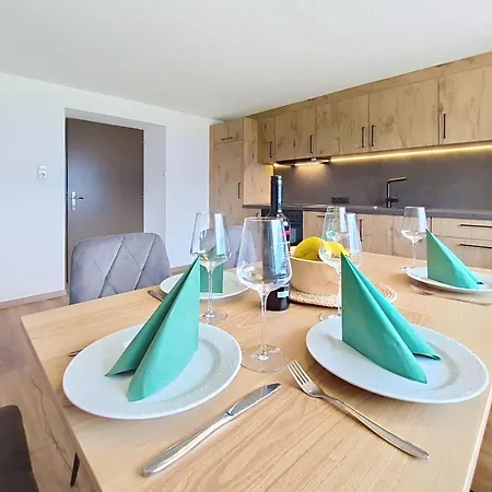 Dinkl By Interhome *